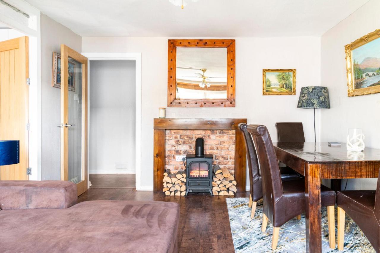 Lovely 1-Bedroom Property With Balcony In West End Glasgow Kültér fotó