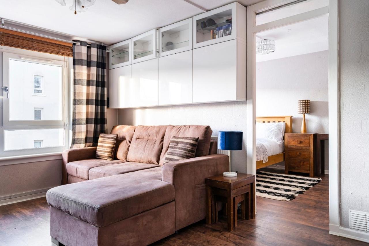 Lovely 1-Bedroom Property With Balcony In West End Glasgow Kültér fotó