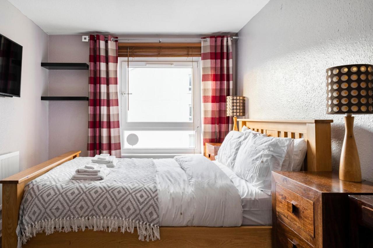 Lovely 1-Bedroom Property With Balcony In West End Glasgow Kültér fotó