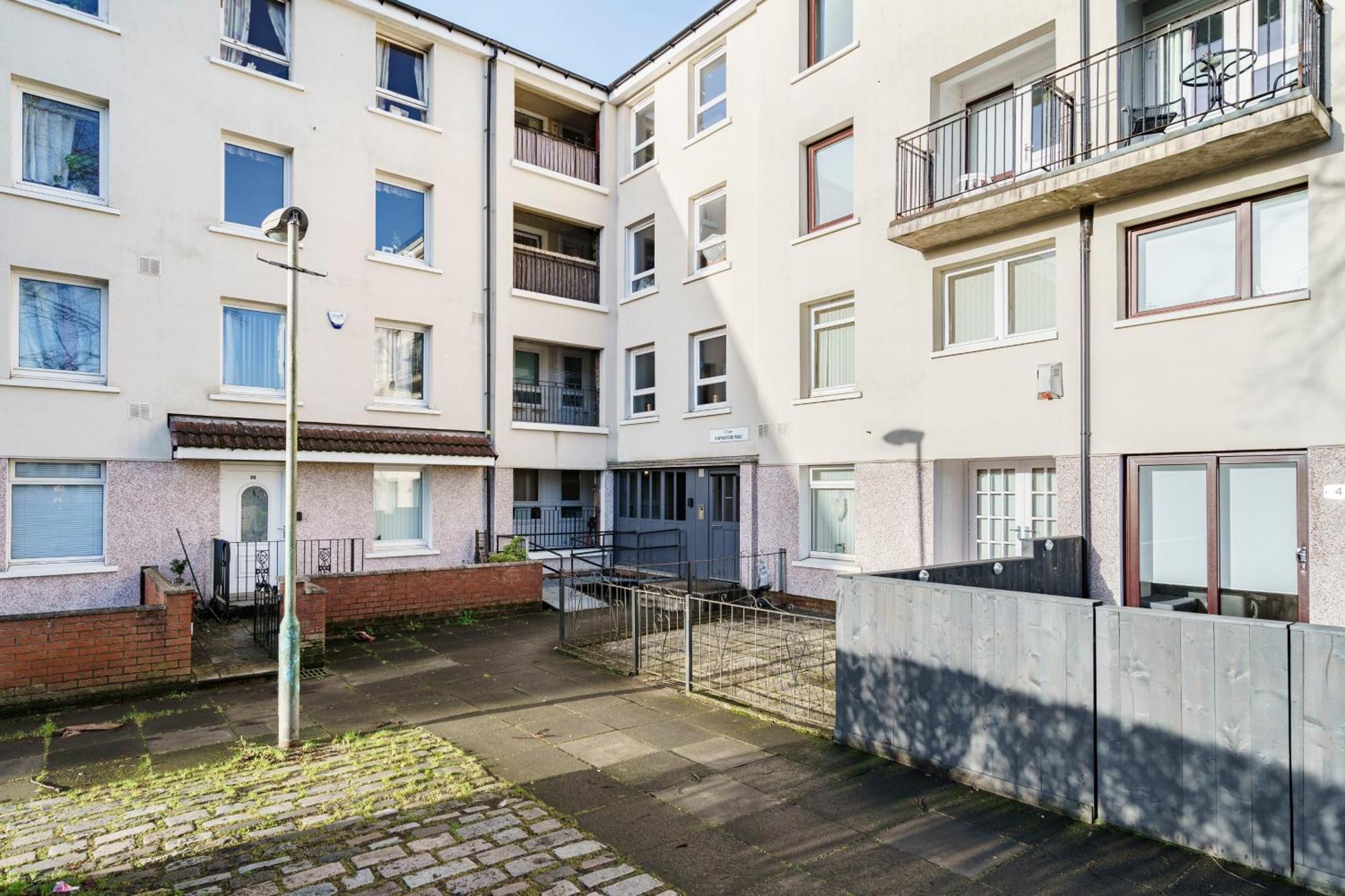 Lovely 1-Bedroom Property With Balcony In West End Glasgow Kültér fotó