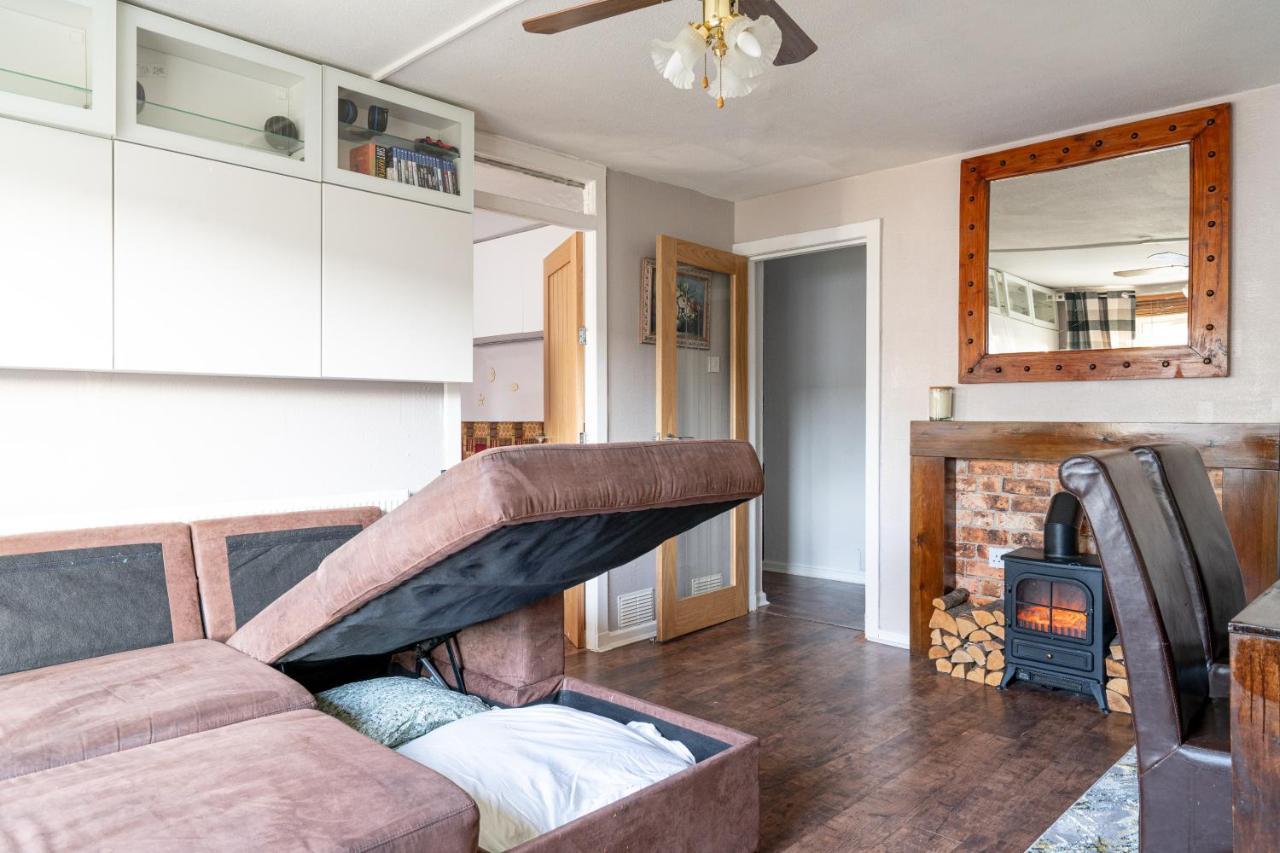 Lovely 1-Bedroom Property With Balcony In West End Glasgow Kültér fotó