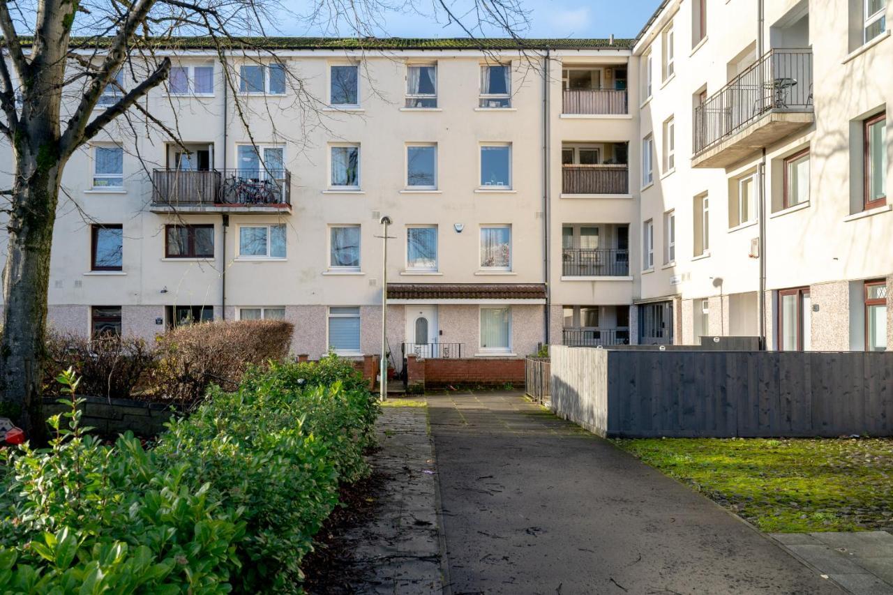 Lovely 1-Bedroom Property With Balcony In West End Glasgow Kültér fotó